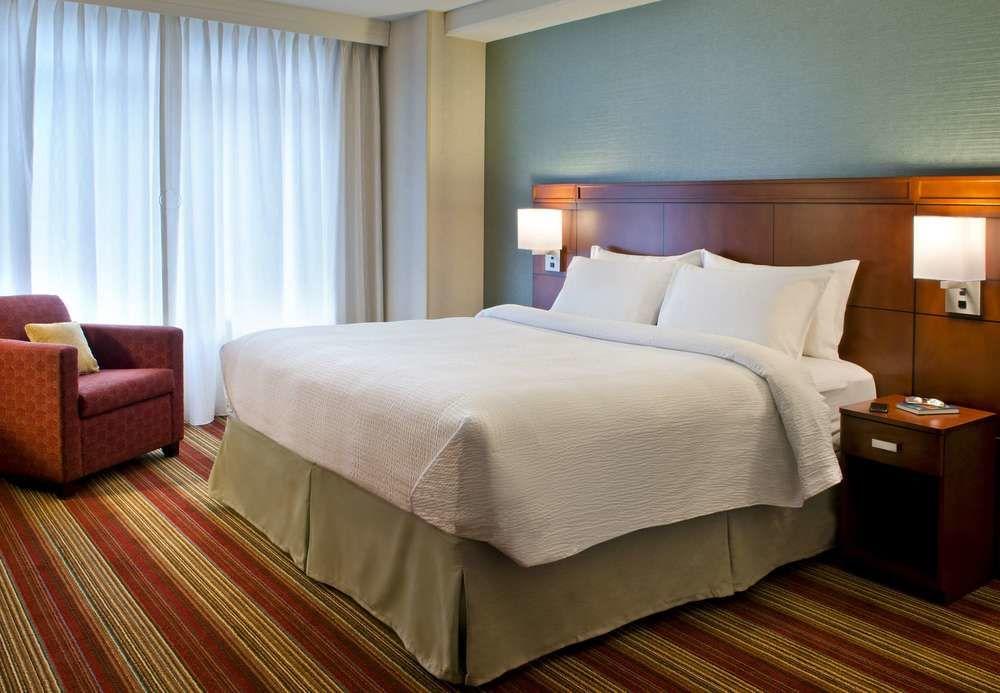 Courtyard By Marriott Washington, D.c./foggy Bottom Hotel