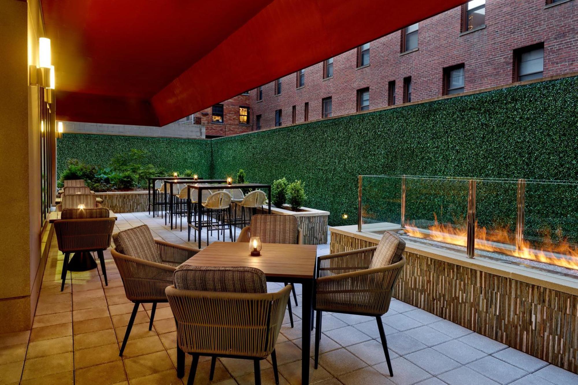 Courtyard By Marriott Washington, D.c./foggy Bottom Hotel 3*